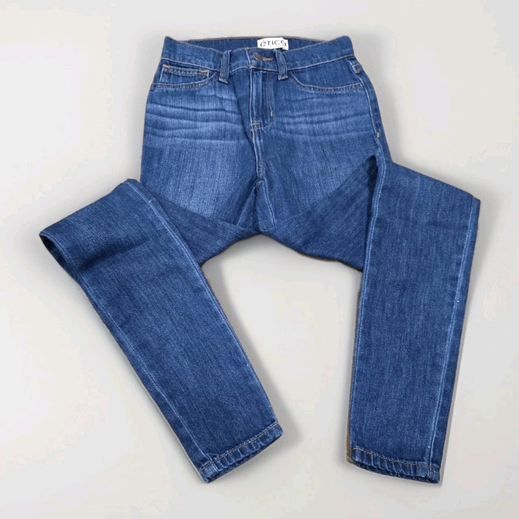 Etica Women's Midwash Skinny Jeans Euro 1 Size 24x29 Nwt $178 100% Cotton